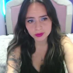 Camgirl is actually offline