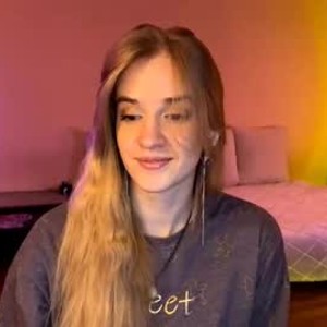 chaturbate ohmybella webcam profile pic via watchgirlcam.com
