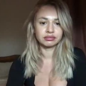 chaturbate olivia_mur27 webcam profile pic via amateursex-livecam.com