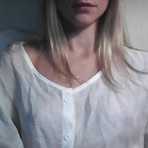 Cam girl olivialovesex828