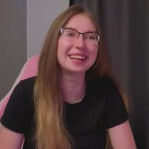 chaturbate oliviavele webcam profile pic via elivecams.com