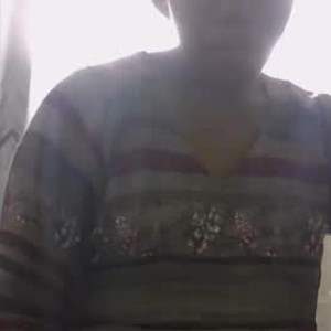 chaturbate osoprettyebony webcam profile pic via watchgirlcam.com