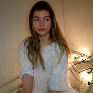 girlsupnorth.com passionatepainter livesex profile in teen cams