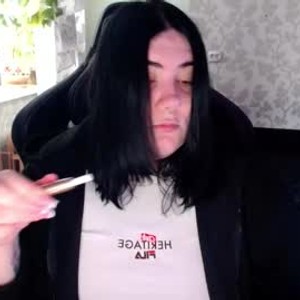 chaturbate pauline_meow webcam profile pic via watchgirlcam.com