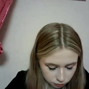 onaircams.com peach_shine livesex profile in nude cams