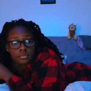 netcams24.com pedipuddles livesex profile in ebony cams