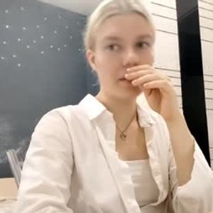 chaturbate peggymeggy webcam profile pic via glamcambabes.com