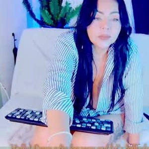 webcam-sexe.net pervertmom_ livesex profile in curvy cams