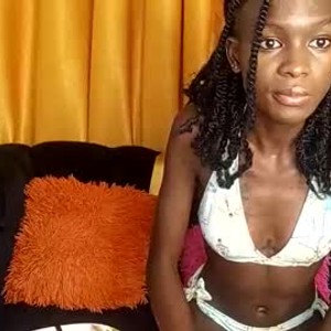 chaturbate petite_divah254 webcam profile pic via iluvcams.com