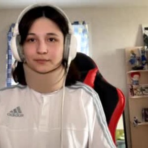 livesex.fan philomenaarness livesex profile in 18 cams