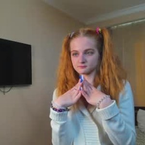 chatnmate.com philomenacommander livesex profile in redhead cams