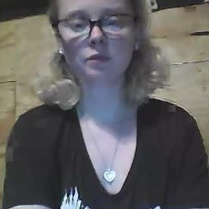 chaturbate pink_bugs webcam profile pic via privat-livecam.com