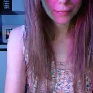 mega-camsex.net pixiehole4u livesex profile in british cams