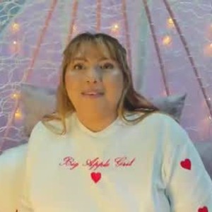 chaturbate pretti__violet_ webcam profile pic via bestlivesexchat.com