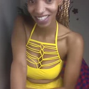 chaturbate prettie_brown webcam profile pic via free6cams.com