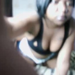livesexr.com pretty_glow livesex profile in sexy-latina cams