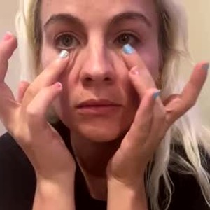 free6cams.com prettybabypetite livesex profile in bigass cams
