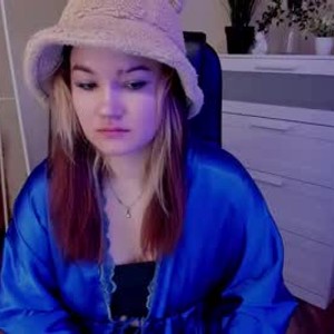 sexcityguide.com qilika_qw livesex profile in young cams