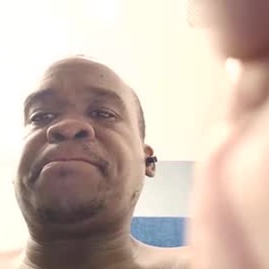 Cam boy qyeenfzlqafs