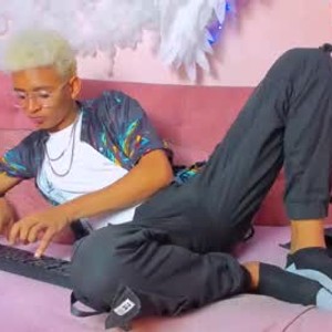 Cam boy raams_star