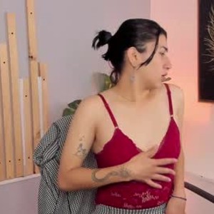 livesexl.com raven_ashes livesex profile in petite cams