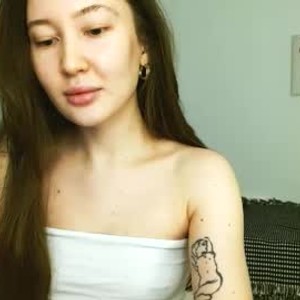 free6cams.com rebecca_demure18 livesex profile in slim cams