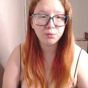 chaturbate red__chlooe webcam profile pic via livesexl.com