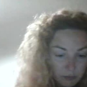 chaturbate reddgirll webcam profile pic via show2cam.com