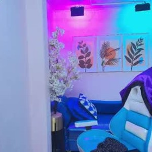 sleekcams.com redmoon_sweet livesex profile in latina-milf cams