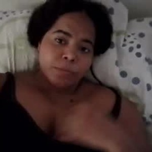 chaturbate reinaflor18 webcam profile pic via watchgirlcam.com