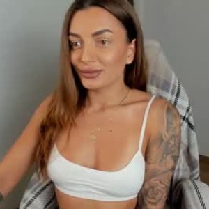 livesexr.com riathrill97 livesex profile in bigass cams