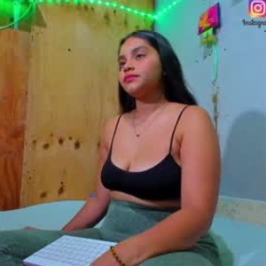 girlsupnorth.com room_hott20 livesex profile in milk cams