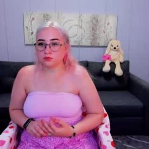 chaturbate rosa_wolfe webcam profile pic via myliveeroticcams.com