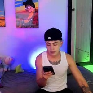 Cam boy saimonvela