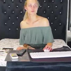 sandrasaunders webcam livesex profile on mega-camsex.net