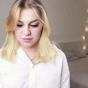 free6cams.com sara_krousenfly livesex profile in cute cams