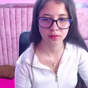 Camgirl is actually offline