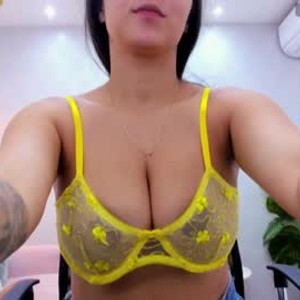 chaturbate sashagrace webcam profile pic via livesex.fan