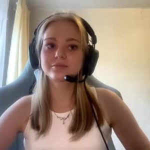 onaircams.com sassy_petal livesex profile in blonde cams
