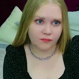 chaturbate savannahlugoci webcam profile pic via sexcam-girls.com