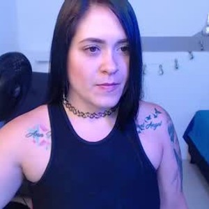 webcam-sexe.net scarletcox2 livesex profile in curvy cams