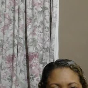 chaturbate seductive_ruby477527 webcam profile pic via badgirlwebcam.com