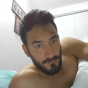 Cam boy sensual_latiin