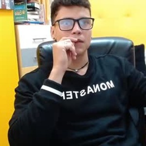 Cam boy sexytendermuscular