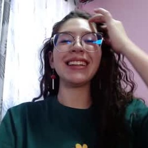 Cam girl shaila_saenz_