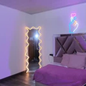 livesex.fan sherlock_tay livesex profile in boob cams