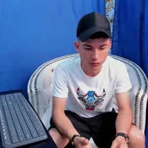 Cam boy shypervert_