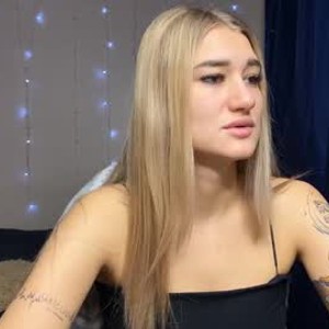 chaturbate silvia_sugarr webcam profile pic via bestlivesexchat.com