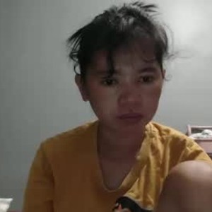 Camgirl is actually offline