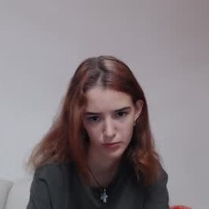 Camgirl is actually offline